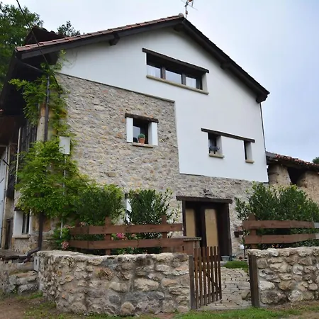 El Jardin De Llaureles * Llano-Con