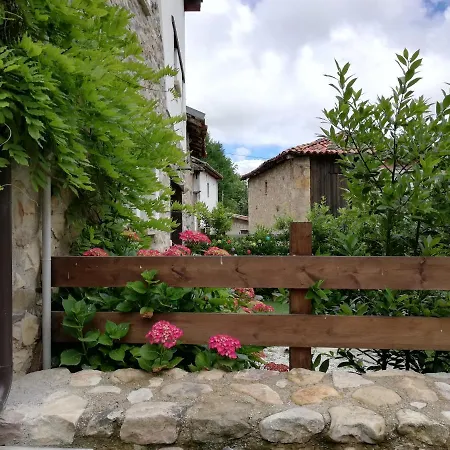 El Jardin De Los Llaureles